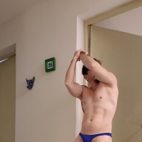 肌肉骚男