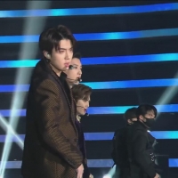 【透明衬衫】【EXO】20181225 love shot SBS 晚会，很赞