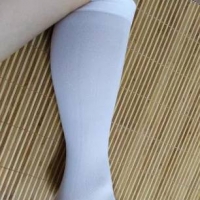 竹席上的黑白配
