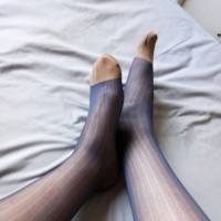 你要的丝袜在这里