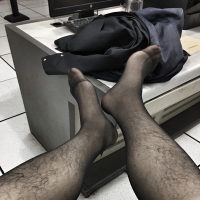 冷了 就穿暖和的鞋