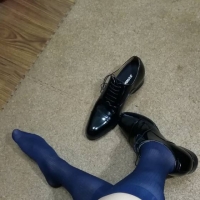 厚木，蓝色